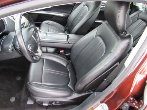 Used 2016 Lincoln MKZ AWD image 13