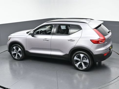 Used 2026 Volvo XC40 B5 Plus AWD/4WD image 40