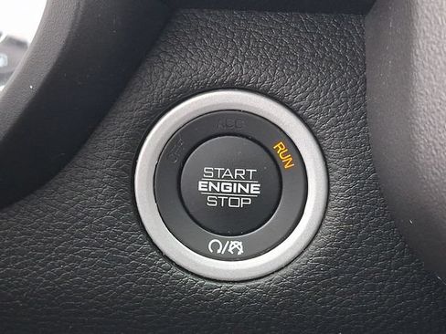 Used 2022 RAM 1500 Big Horn AWD/4WD image 30