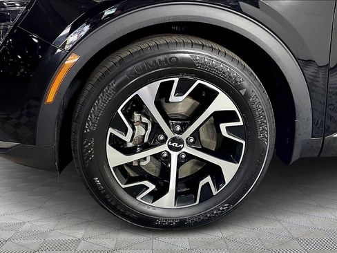Used 2024 Kia Sportage EX FWD image 33