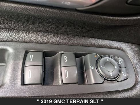 Used 2019 GMC Terrain SLT w/ Preferred Package AWD/4WD image 13