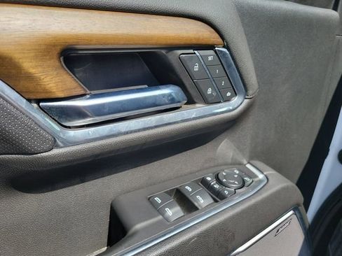 Certified 2024 Chevrolet Silverado 2500 High Country w/ Technology Package AWD/4WD image 25