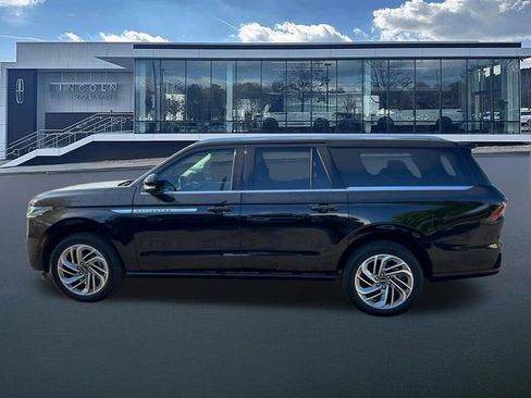 New 2026 Lincoln Navigator L Reserve image 4