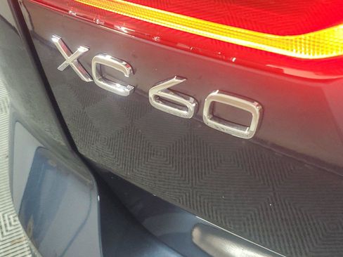 Used 2026 Volvo XC60 B5 Plus w/ Protection Package Premier AWD/4WD image 6