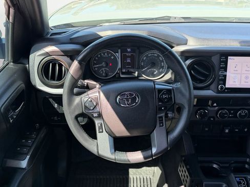 Used 2023 Toyota Tacoma TRD Off-Road image 15