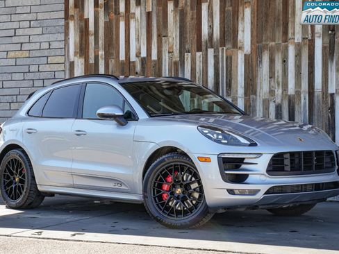 Used 2018 Porsche Macan GTS w/ Premium Package Plus AWD/4WD image 9
