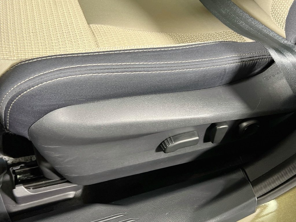 Certified 2025 Subaru Outback Premium AWD/4WD image 17