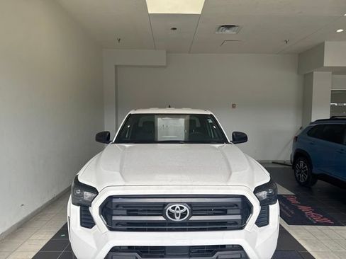 Certified 2025 Toyota Tacoma SR RWD image 4