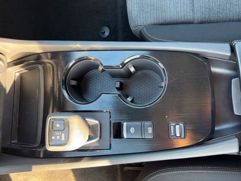 Used 2023 Nissan Rogue SV FWD image 26