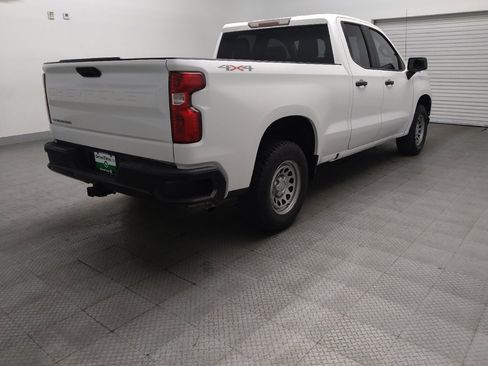 Used 2020 Chevrolet Silverado 1500 W/T w/ Trailering Package AWD/4WD image 9