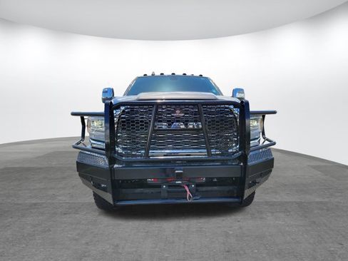 Used 2023 RAM 3500 Limited w/ Towing Technology Group AWD/4WD image 2