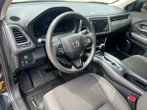 Used 2022 Honda HR-V EX image 14