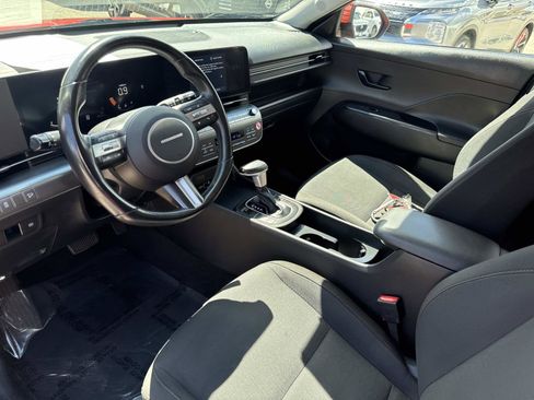 Used 2024 Hyundai Kona SEL FWD image 12