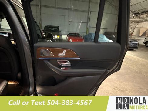 Used 2025 Mercedes-Benz GLS 450 4MATIC image 23