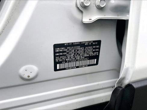 Used 2019 Subaru Forester Limited w/ Popular Package #3 image 20