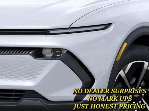 New 2026 Chevrolet Equinox EV LT image 10