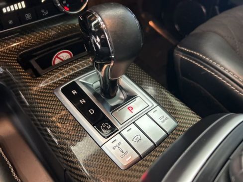 Used 2017 Mercedes-Benz G 550 Squared image 8