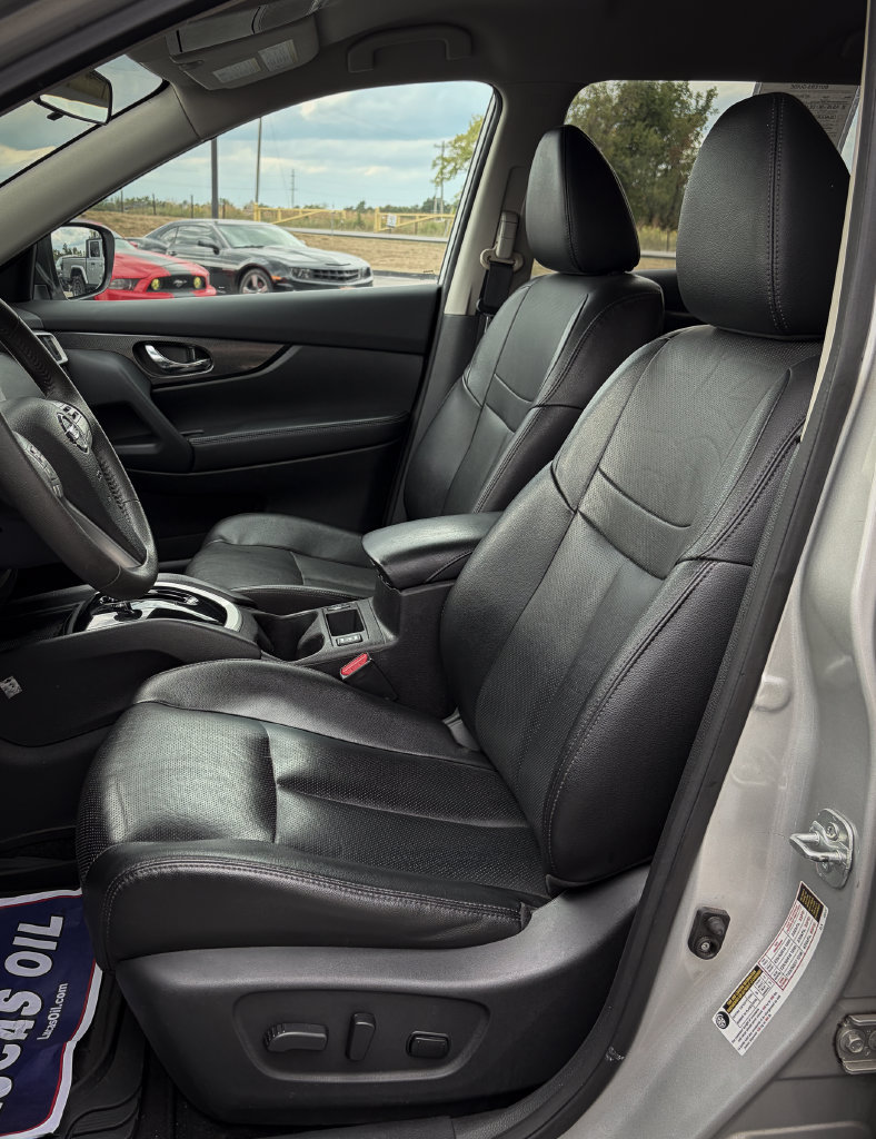 Used 2015 Nissan Rogue SL AWD/4WD image 19