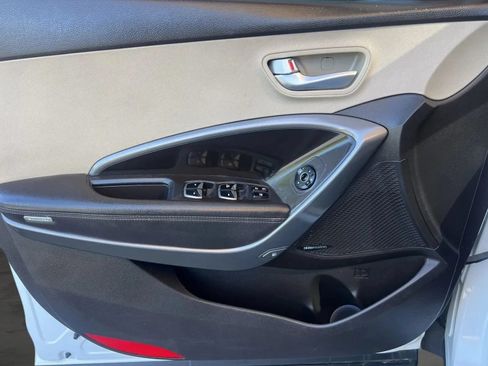 Used 2013 Hyundai Santa Fe Sport w/ Technology Pkg FWD image 15