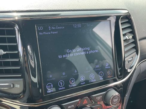 Used 2019 Jeep Grand Cherokee Limited X image 8