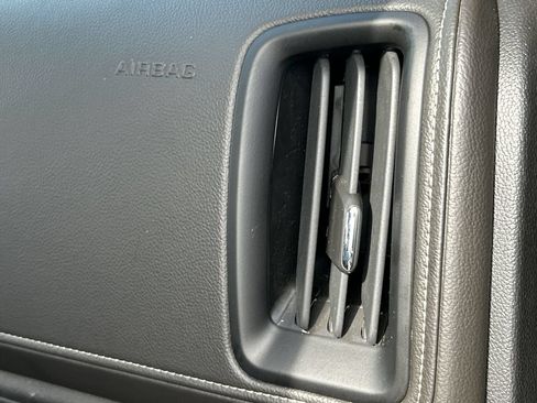 Used 2022 GMC Canyon Denali AWD/4WD image 21