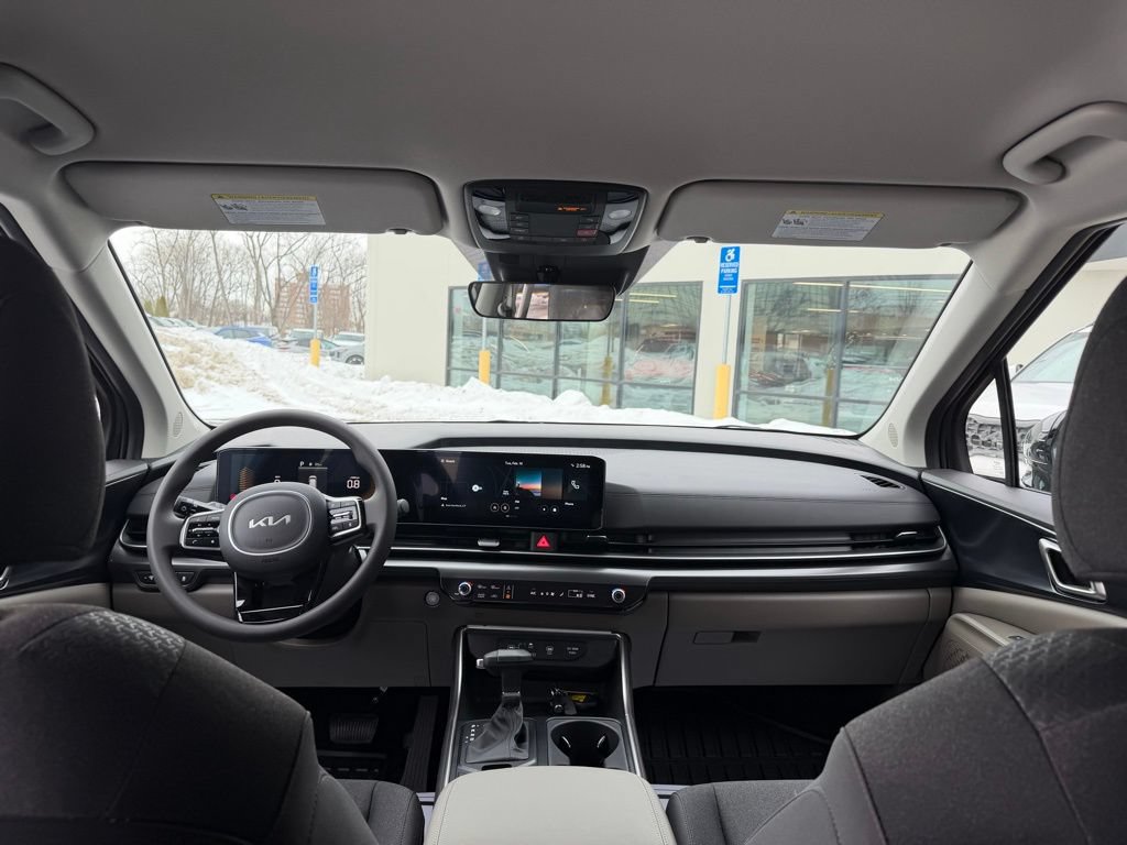 New 2026 Kia Carnival LX FWD image 21