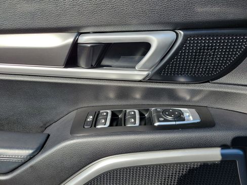 Used 2020 Kia Telluride S image 18