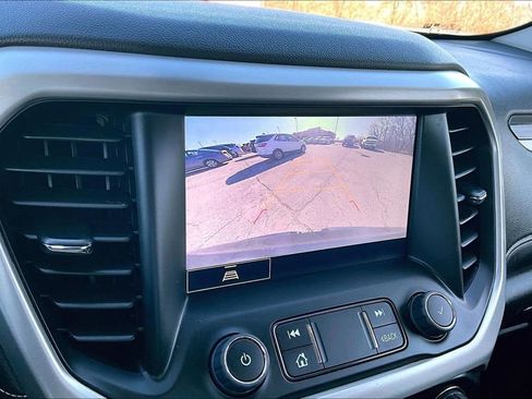 Used 2023 GMC Acadia SLT AWD/4WD image 15