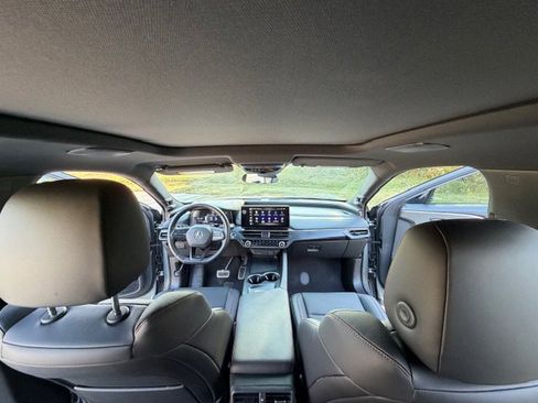 Used 2024 Acura ZDX A-Spec image 17