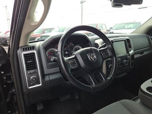 Used 2017 RAM 3500 SLT w/ Luxury Group AWD/4WD image 9
