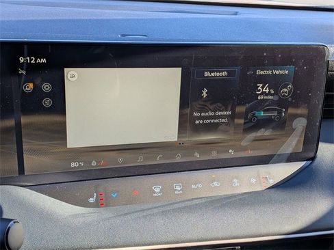 New 2026 Nissan Leaf Platinum+ w/ Cargo Package (Platinum+) image 18