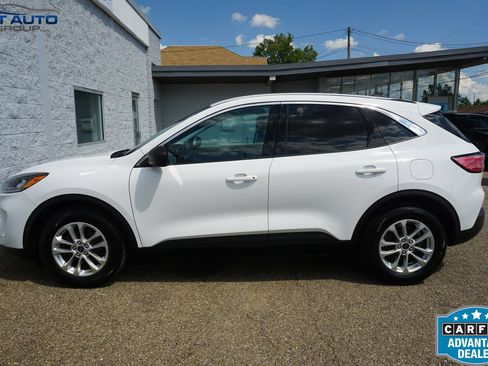 Used 2022 Ford Escape SE FWD image 13