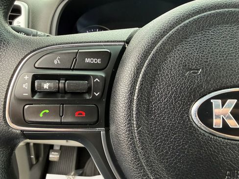 Used 2017 Kia Sportage LX AWD/4WD image 23