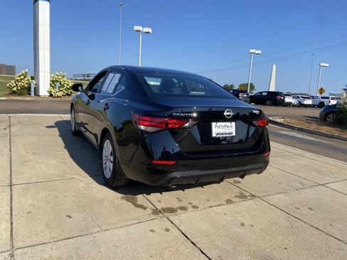 Used 2025 Nissan Sentra S FWD image 9