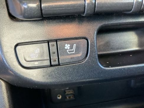 Used 2019 GMC Canyon Denali image 20