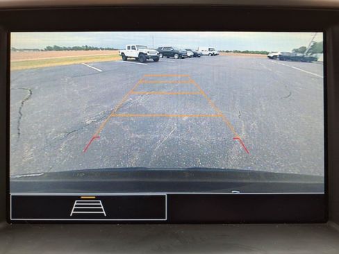 Used 2023 GMC Acadia SLE w/ Driver Convenience Package AWD/4WD image 10