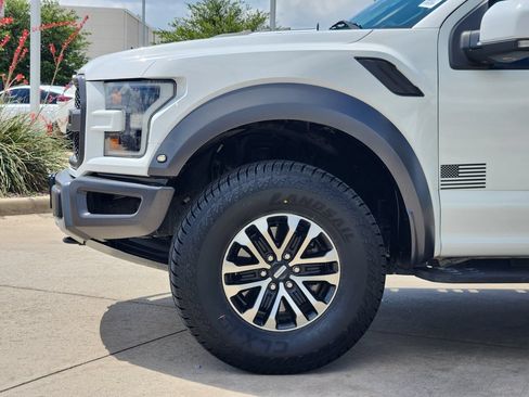 Used 2019 Ford F150 Raptor w/ Equipment Group 802A Luxury AWD/4WD image 8