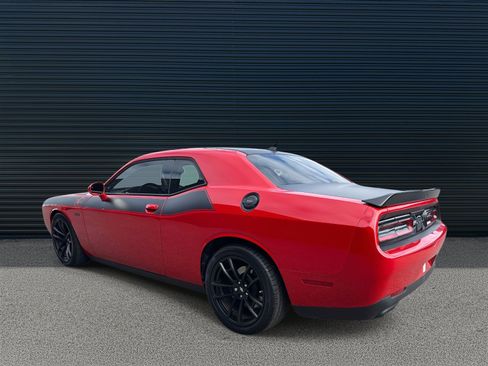 Used 2023 Dodge Challenger R/T Scat Pack w/ T/A Package image 3