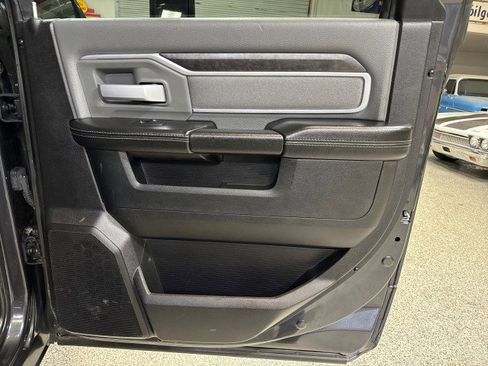 Used 2021 RAM 3500 Big Horn image 67