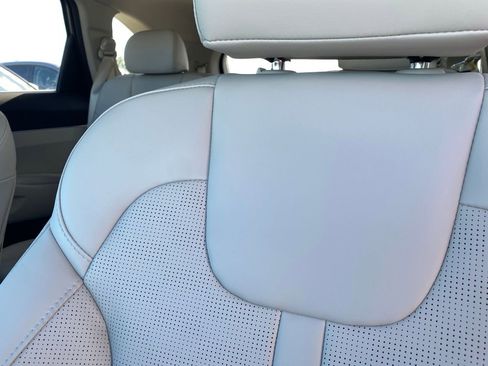 New 2026 Kia Sorento EX FWD image 13