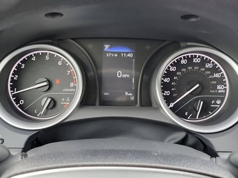 Used 2024 Toyota Camry LE FWD image 11