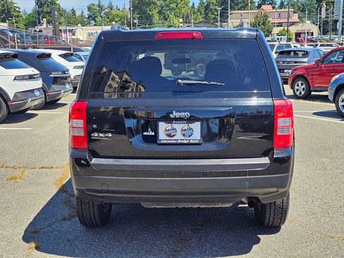 Used 2015 Jeep Patriot Sport w/ Power Value Group AWD/4WD image 7