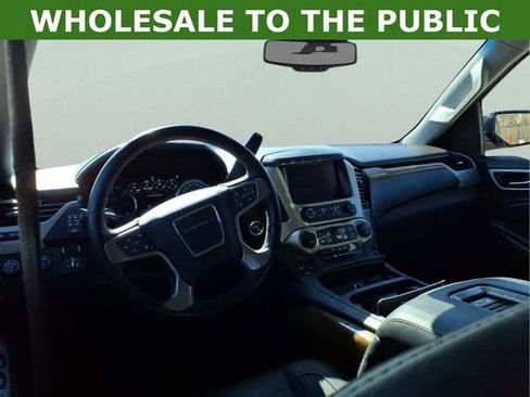 Used 2017 GMC Yukon Denali w/ Open Road Package AWD/4WD image 9