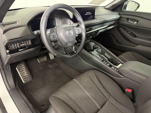 Used 2024 Honda Accord Sport image 3