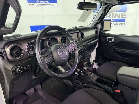 Used 2020 Jeep Wrangler Sport AWD/4WD image 15