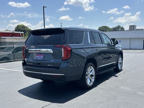 Used 2021 GMC Yukon SLT w/ SLT Premium Package AWD/4WD image 7