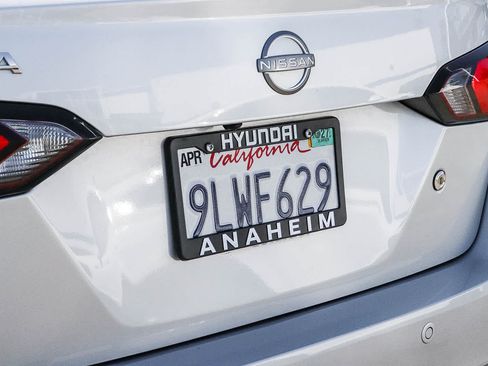 Used 2024 Nissan Versa S w/ Trunk Package FWD image 12