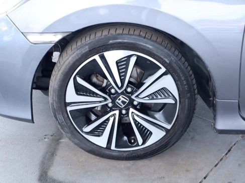 Used 2017 Honda Civic EX-T image 12