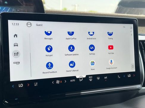 Certified 2025 Ford Expedition Active AWD/4WD image 27