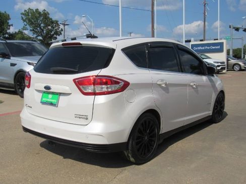 Used 2017 Ford C-MAX Titanium w/ Equipment Group 301A image 6